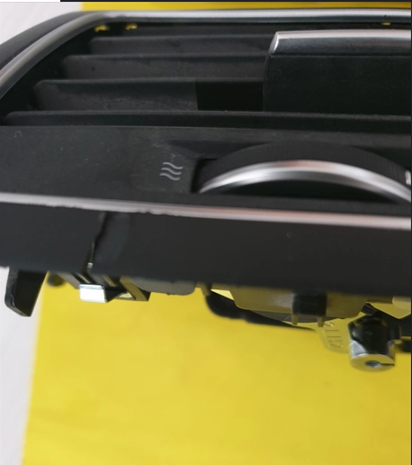 resimler/genel/Megane 4-IV Sol Kalorifer Havalandırma Izgarası 687616296R